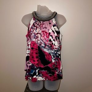 Adorable Bisou Bisou  print flattering layered front and beaded collar top Sz S